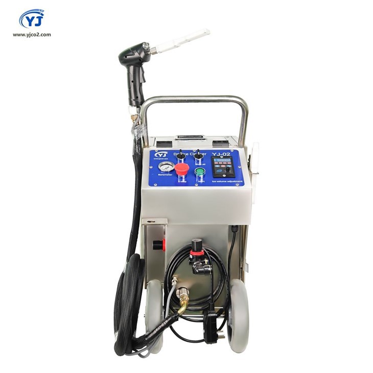 Engine carbon deposit dry ice cleaning machine(001)